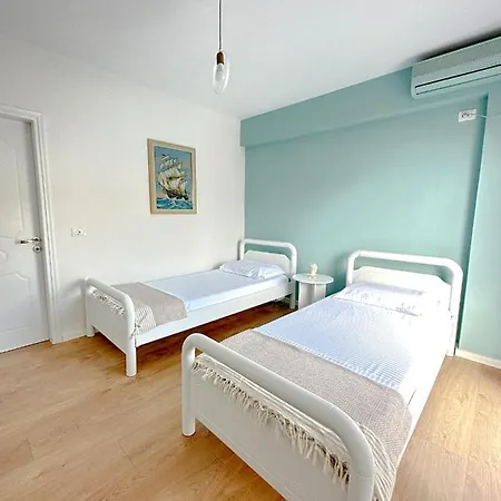 Mevin's Portside Apartment