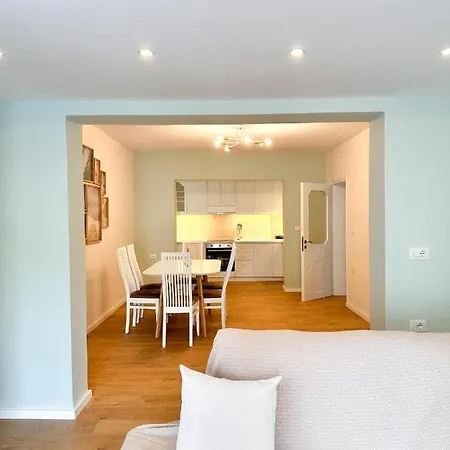 Apartment Mevin's Portside