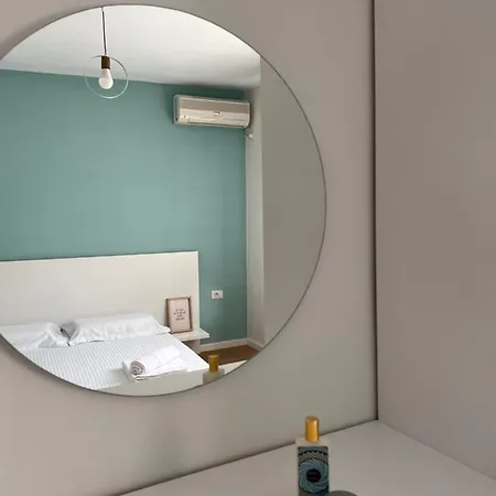 Mevin's Portside Apartment