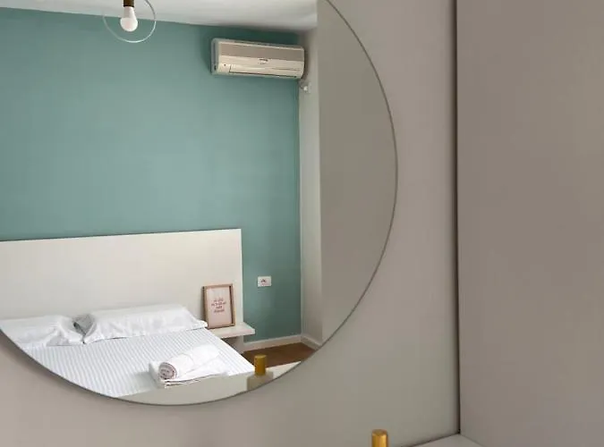 Mevin's Portside Apartment